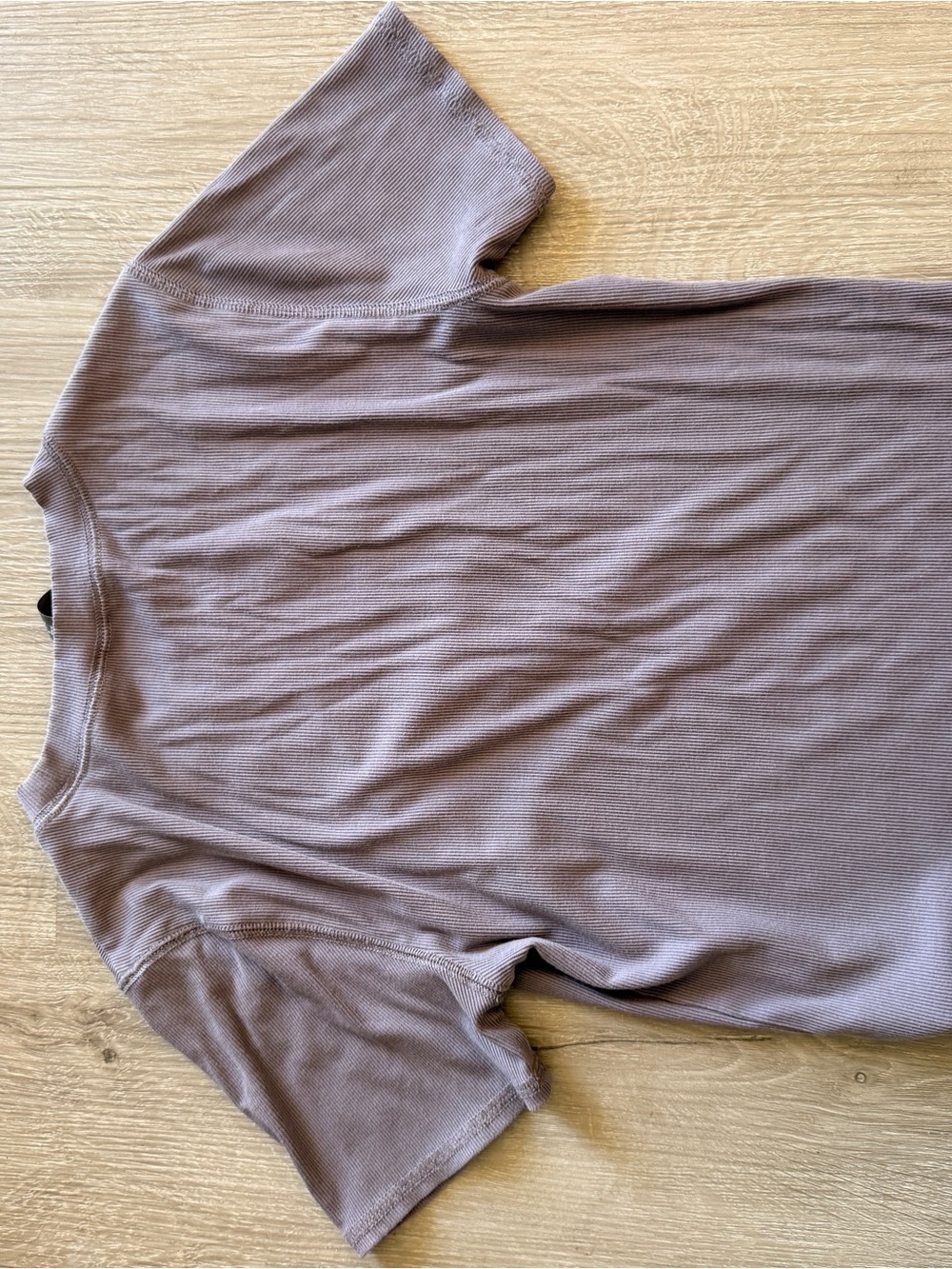 Vuori Womens Gray Short Sleeve Shirt - Picture 5 of 8